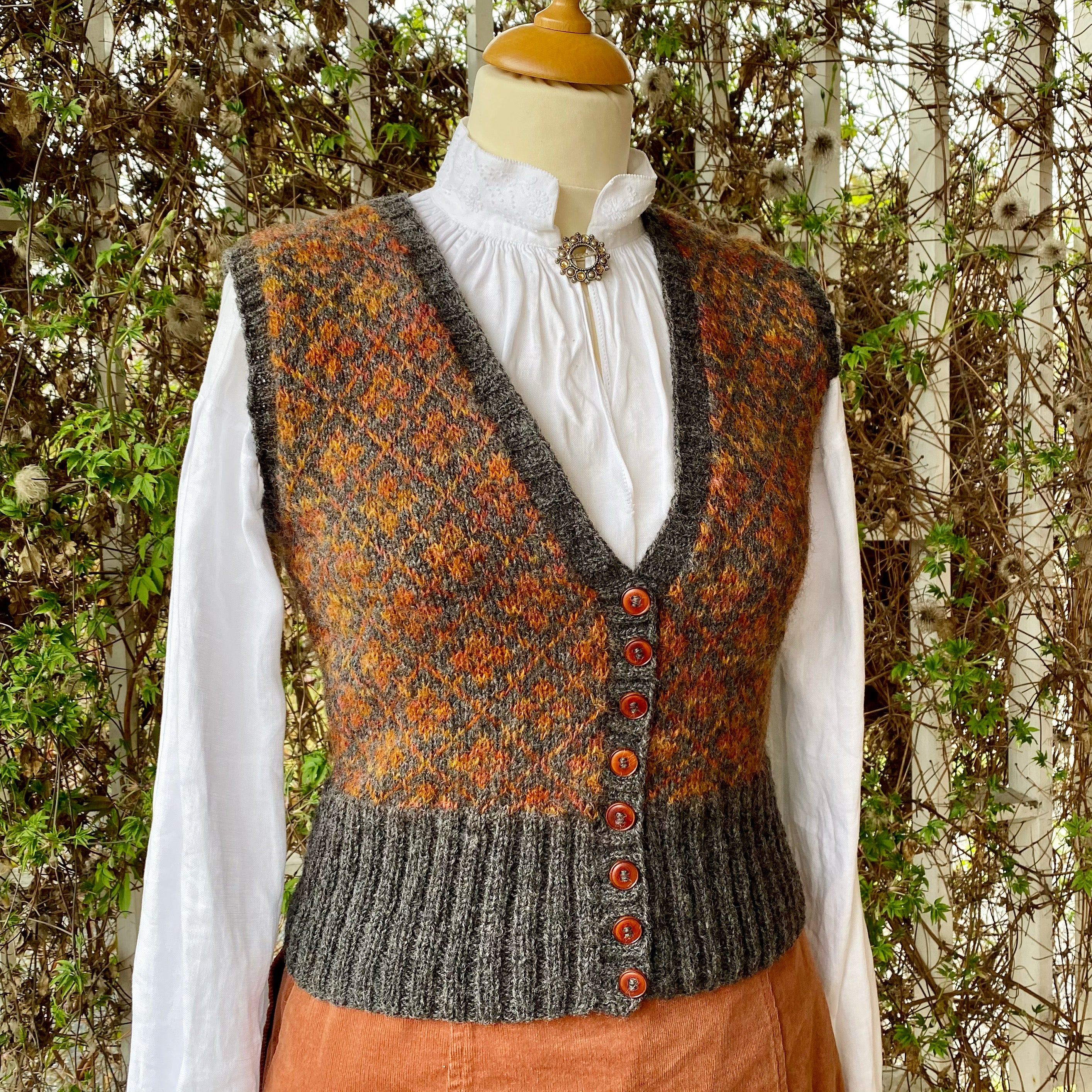 Betty vest